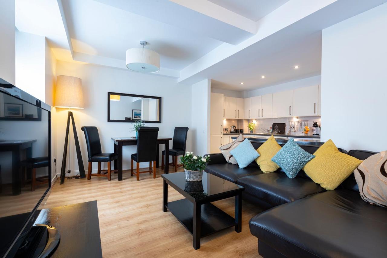 Inverness City Suites מראה חיצוני תמונה
