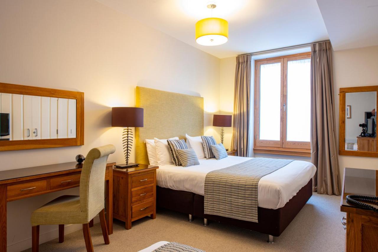 Inverness City Suites מראה חיצוני תמונה