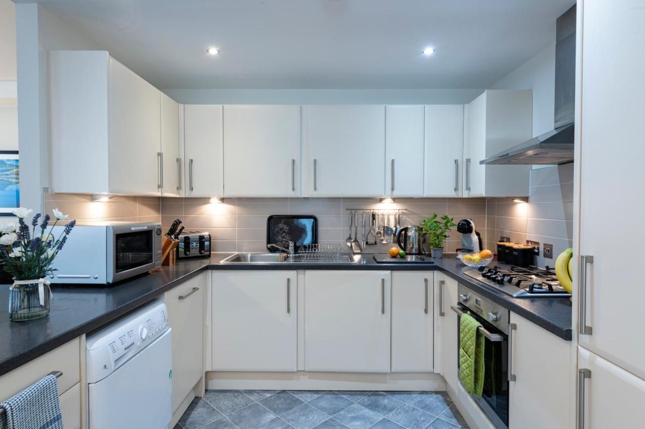 Inverness City Suites מראה חיצוני תמונה