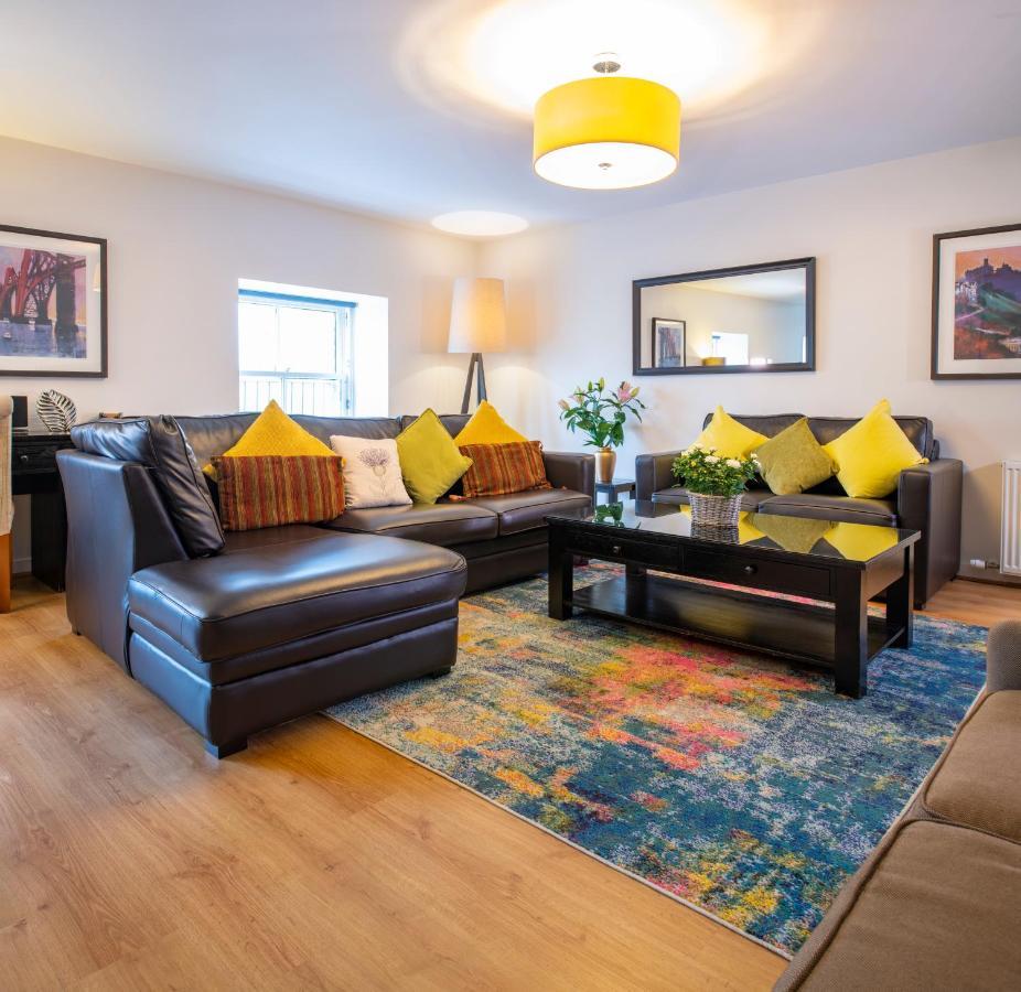 Inverness City Suites מראה חיצוני תמונה