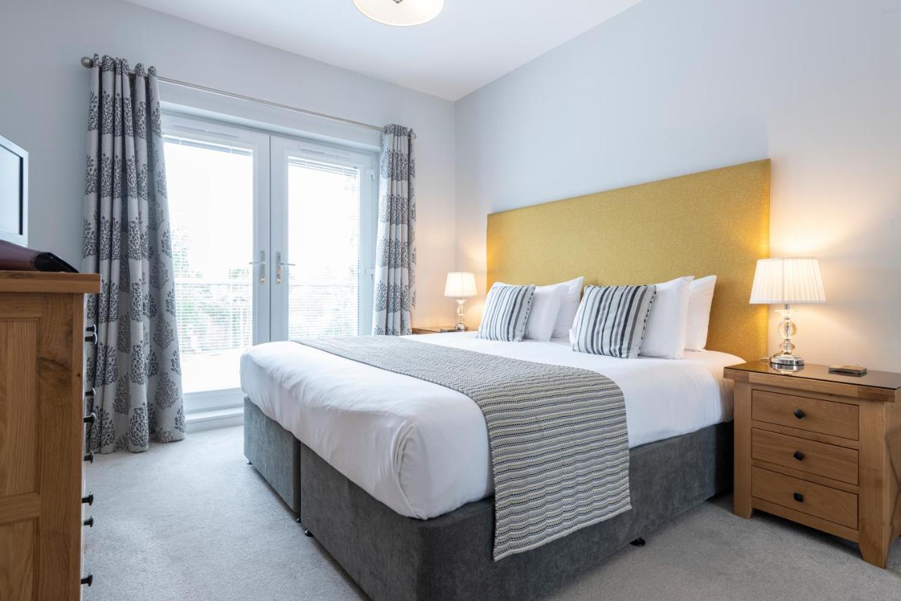 Inverness City Suites מראה חיצוני תמונה