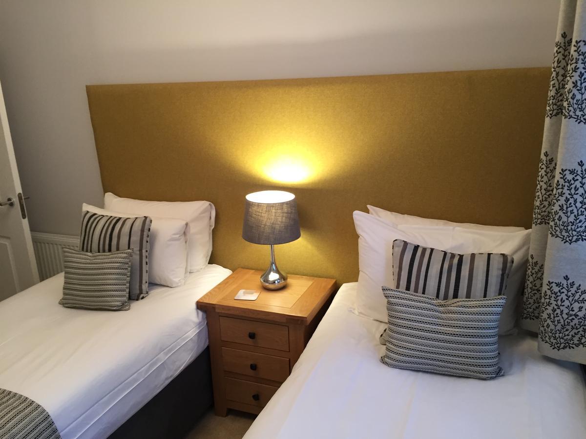 Inverness City Suites מראה חיצוני תמונה